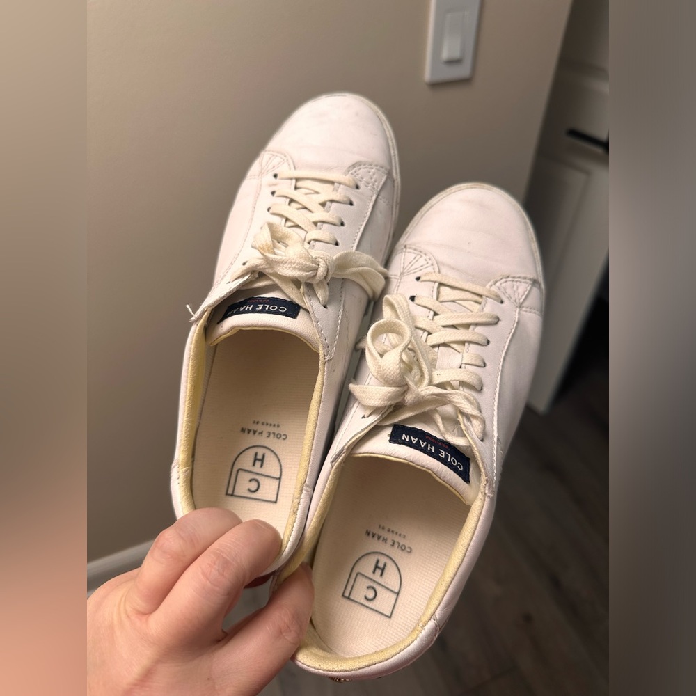 Cole Hahn white sneakers 8.5